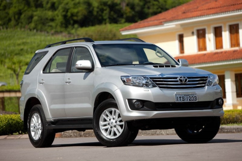 Toyota Hilux SW4 2.8 traz vantagens em relação às versões anteriores