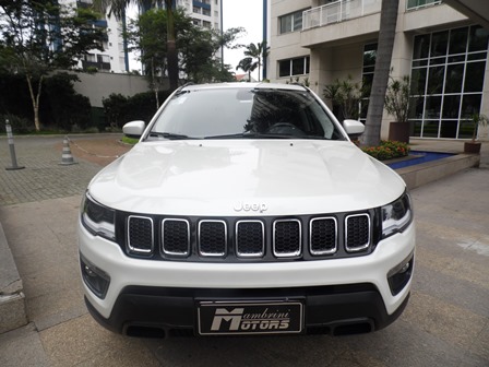 Jeep Compass 2.0 surpreende como utilitário de muita autonomia