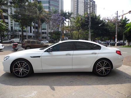 sedans de luxo